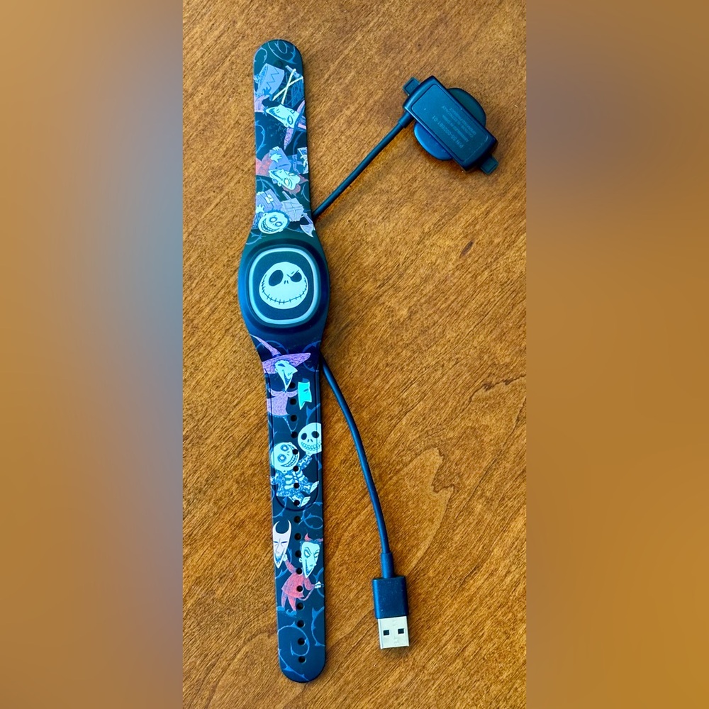The Nightmare Before Christmas MagicBand+ - NWOB - Unlinked